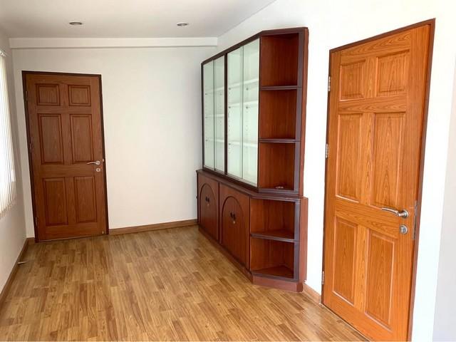 บ้านเดี่ยว 2 ชั้น 100 ตรว. 450 ตรม. จอดรถ 4 คัน ซอยเสนานิคม 1 ซอย 17 แยก 4 ทำออฟฟิศใด้ 6