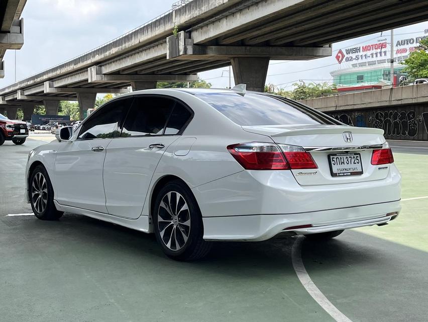 Honda  Accord 2.0 Tech Hybrid 2015 เพียง 399,000 บาท 6