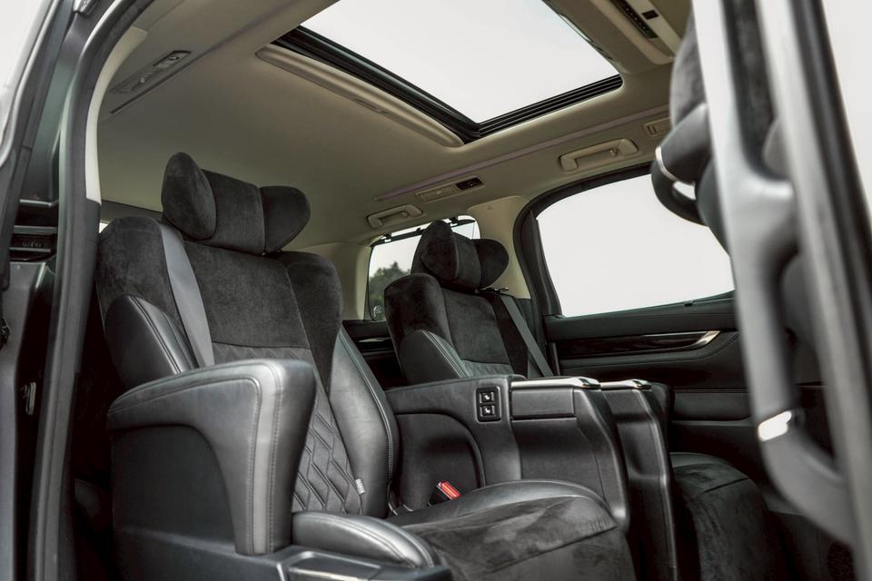 รหัสรถ WRT3901 TOYOTA ALPHARD 2.5 SC PACKAGE AT 2017 12