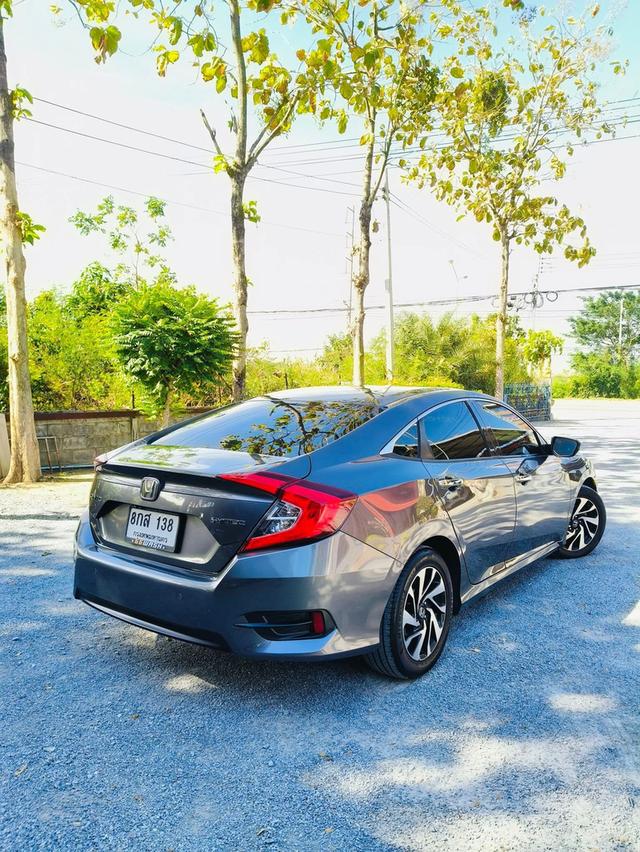 Honda Civic  Fc 1.8 El 2018 4