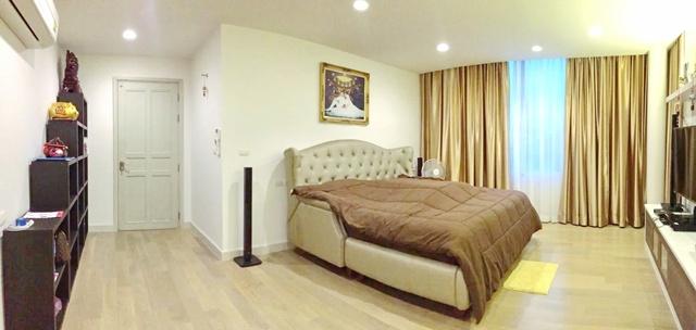 ซ.อินทามระ 5-15 BTS สะพานควาย 600ม. บ้านเดี่ยว 3 ชั้นใจกลางเมือง 75 ตร.วา. 300 ตร.ม. ม.หอการค้า 1.5 กม. ตกแต่งครบพร้อมเฟ 2