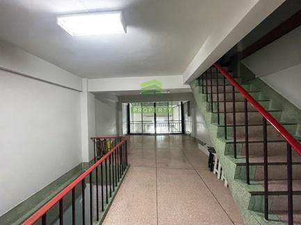 อาคารพาณิชย์ 5.5 ชั้น ถนนบรรทัดทอง ตกแต่งสวย ทำเลใจกลางเมือง 6