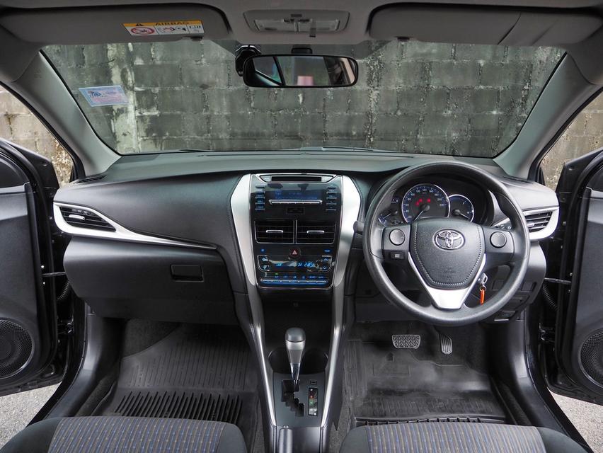 TOYOTA YARIS ATIV 1.2 E  ปี 2020 9