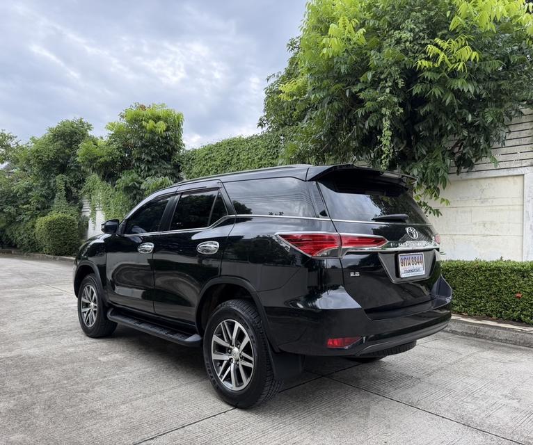 #toyota #fortunerTOYOTA FORTUNER 2.4 ขับ 2 ปี 15 สีดำ ประวัติศูนย์ ประกันชั้น1 เหลือถึงสิ้น รูปที่ 6