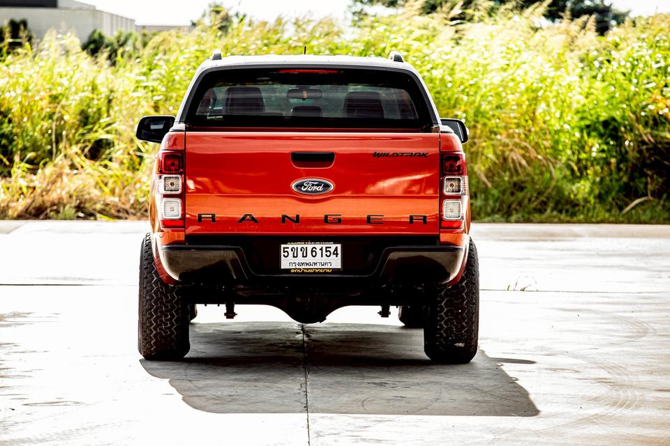 Ford Ranger 2.2 Wildtrak Hi-Lander Double Cab เกียร์ AT ปี 2015 สีส้ม  7