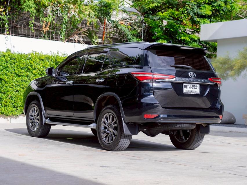 Toyota Fortuner 2.4 V Leader 2WD ปี 2021 รูปที่ 5