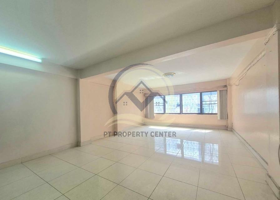 ตึก 5 ชั้น 1 คูหา หมู่บ้านสุขสันต์ 5 ซอยกาญจนาภิเษก 5 ถนนกาญจนาภิเษก ต่อเติมเต็มพื้นที่ ปรับปรุงพร้อมอยู่ ขายตามสภาพราคาพิเศษ ต่อรองได้ 6