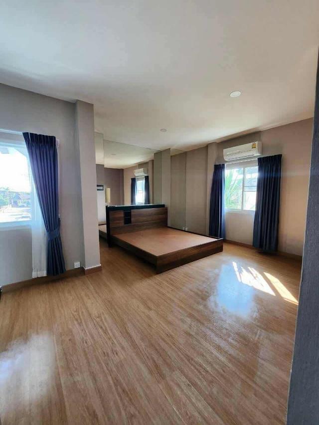 🏡 บ้านเดี่ยวสองชั้นในโครงการ ใกล้ตลาด ห้างสรรพสินค้า โรงพยาบาล #เมืองเชียงใหม่ ราคาเพียง 25,000 บาท/เดือน ✨ 清迈双层独栋别墅出租 2 卧室 3 卫生间 – 租金 25,000 泰铢/月 ✨ 10