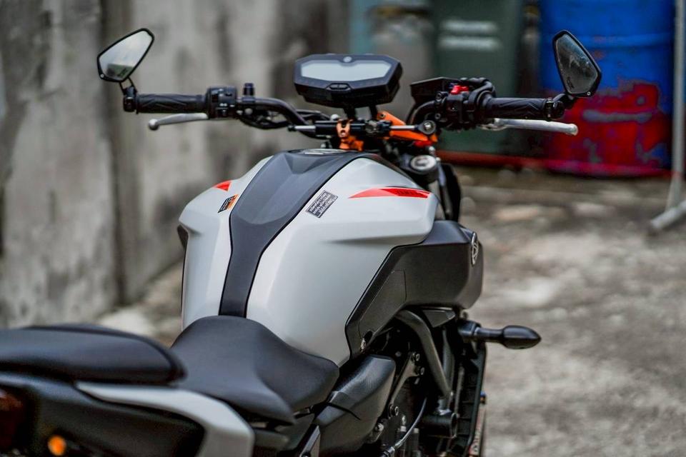 Mt09 8