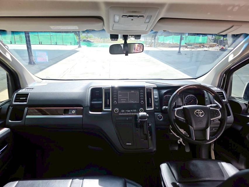 ขาย Toyota Majesty 2.8 ปี21 10