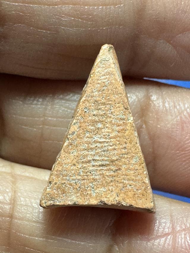 พระนางพญาพิมพ์จิ๋ว กรุวังมะสะและนางพิมพ์เทวดา 2 องค์ 1000 พร้อมส่ง 8