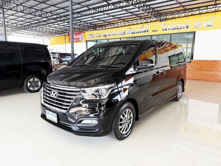 Hyundai H-1 2.5 Deluxe (ปี 2019) Wagon AT 