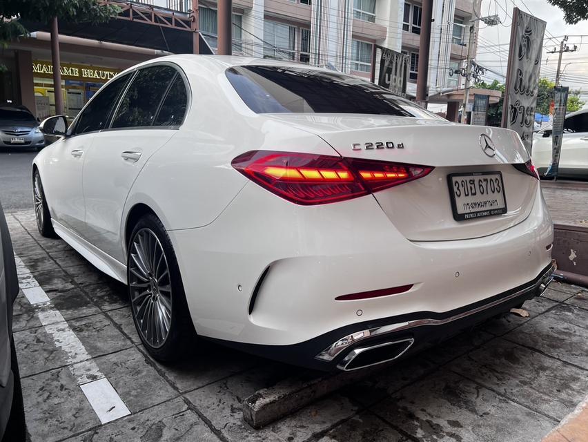 รหัสรถ KPV6703 2023 Benz C220d AMG หลังคาแก้ว 8