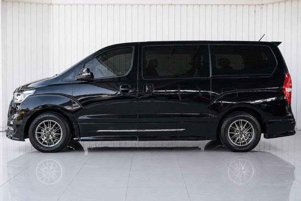 HYUNDAI H1, ELITE NS ปี 2022 จด 2023 สีดำ โฉม ปี18-ปัจจุบัน รูปที่ 8