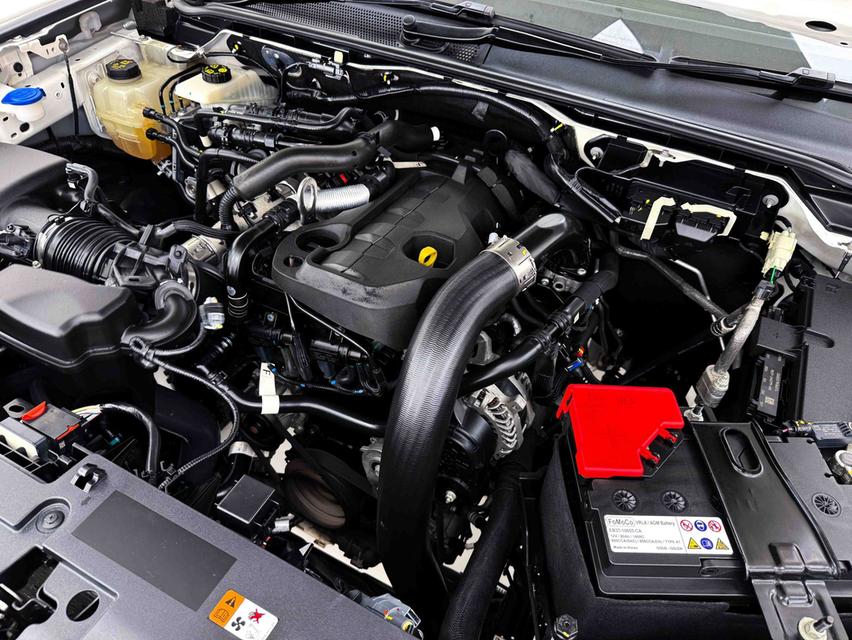 FORD EVEREST 2.0 BI-TURBO TITANIUM PLUS ปี2023 สีขาว รูปที่ 6