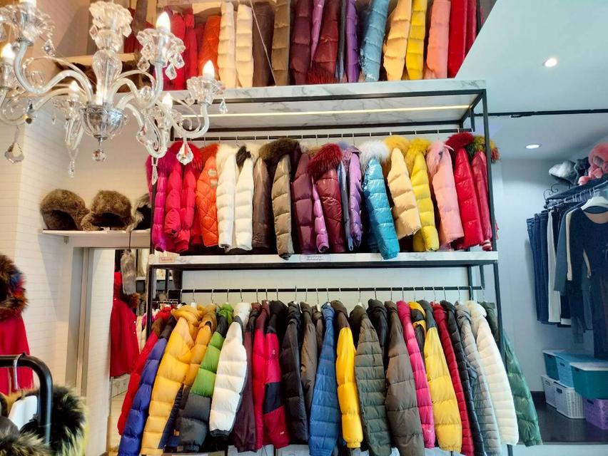 🚩💥ให้เช่า ทาวน์โฮม พร้อมกิจการร้านเช่าเสื้อกันหนาว และอุปกรณ์กันหนาว ครบวงจร พร้อมทำกิจการต่อได้เลย บางนา บางพลี สมุทรปราการ 20