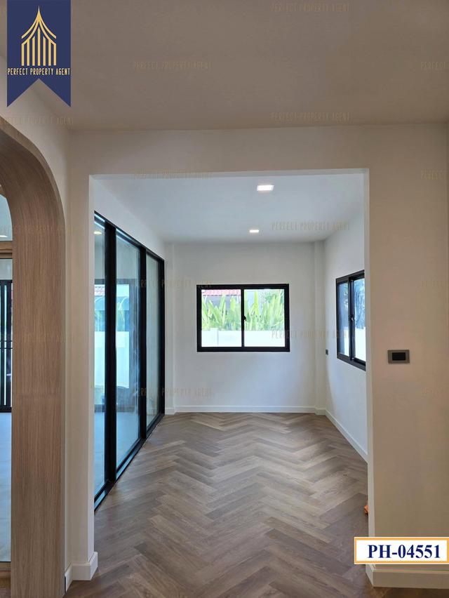 ขายบ้านเดี่ยวหลังใหญ่ เมืองเอก รังสิต จอดรถได้ 8 คัน เหมาะทำโฮมออฟฟิศ ทำเลศักยภาพ รีโนเวทใหม่ทั้งหลัง 16