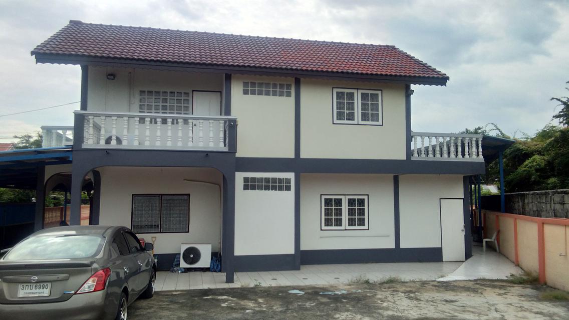 บ้านเดี่ยว 2 ชั้น 125 ตรว. หมู่บ้านหงส์ประยูร บางบัวทอง 3 ห้องนอน 2 ห้องน้ำ 2 ห้องรับแขก 1 ห้องครัว จอดรถ 10 คัน 1