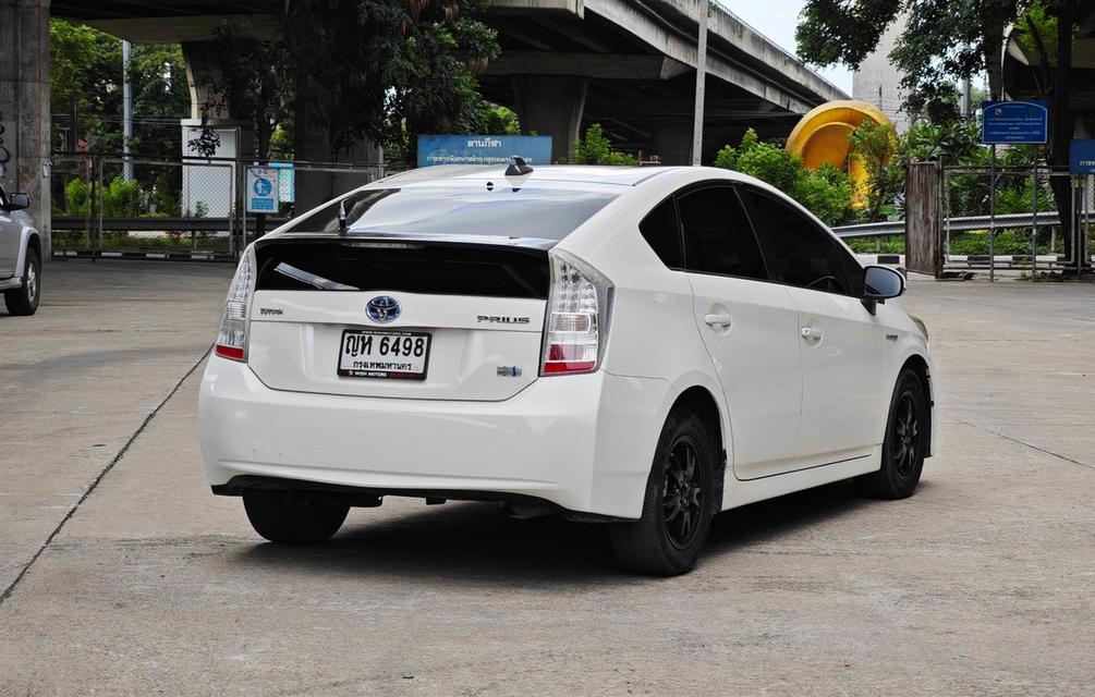 Toyota Prius 1.8 Hybrid AT ปี 2011 4