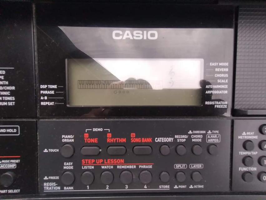 CASIO CT-X700 4