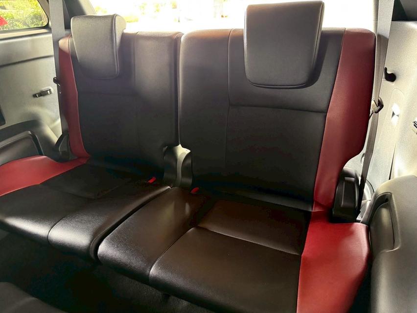 ขายด่วน! Toyota Fortuner 2.8 Legender 2WD AT ปี 2022 รูปที่ 18