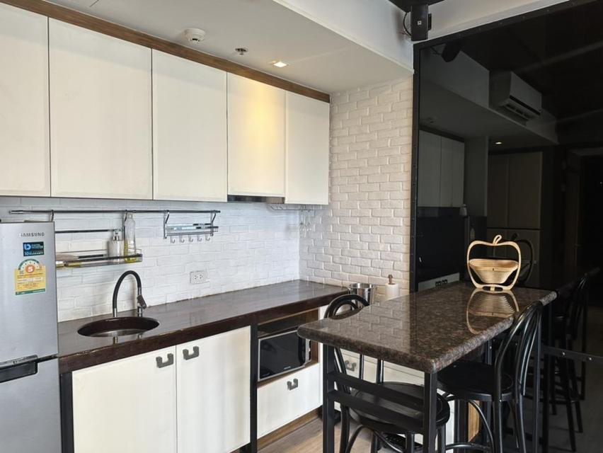ปล่อยเช่าคอนโด The Loft Ekkamai 10