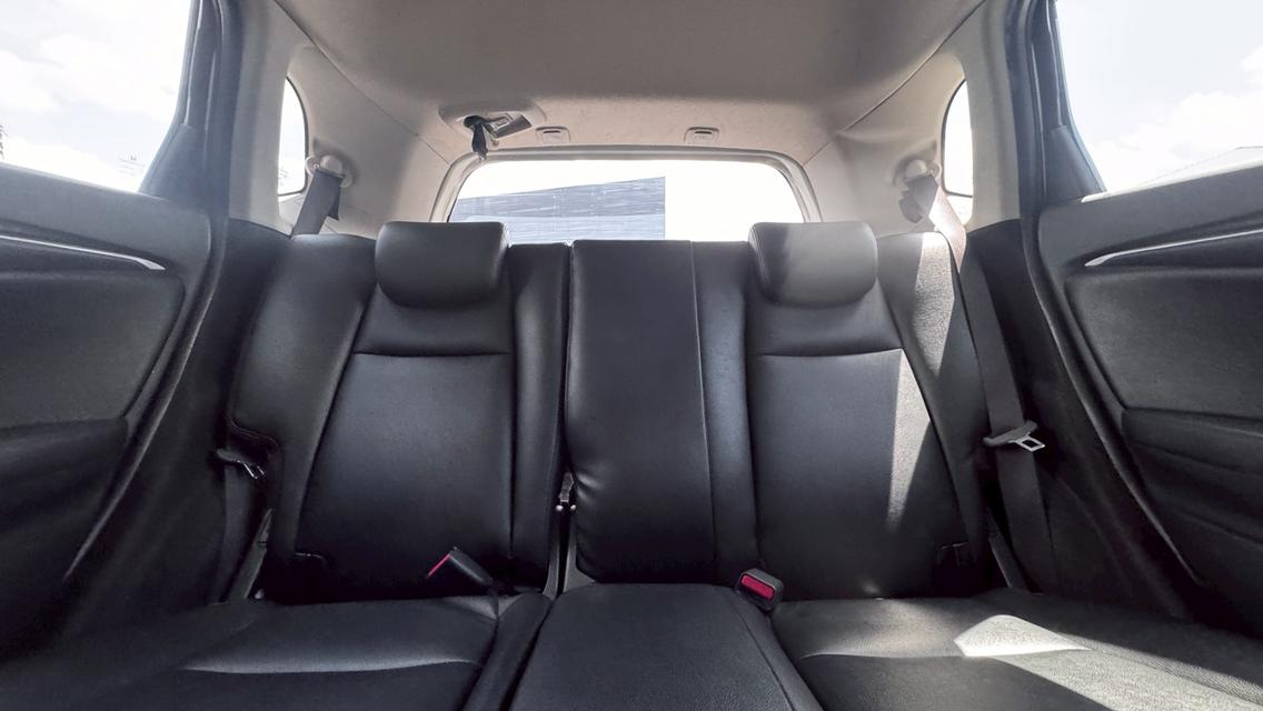 รหัสรถ TPV8191 🎊  Honda JAZZ 1.5 S 🎊 2018 14