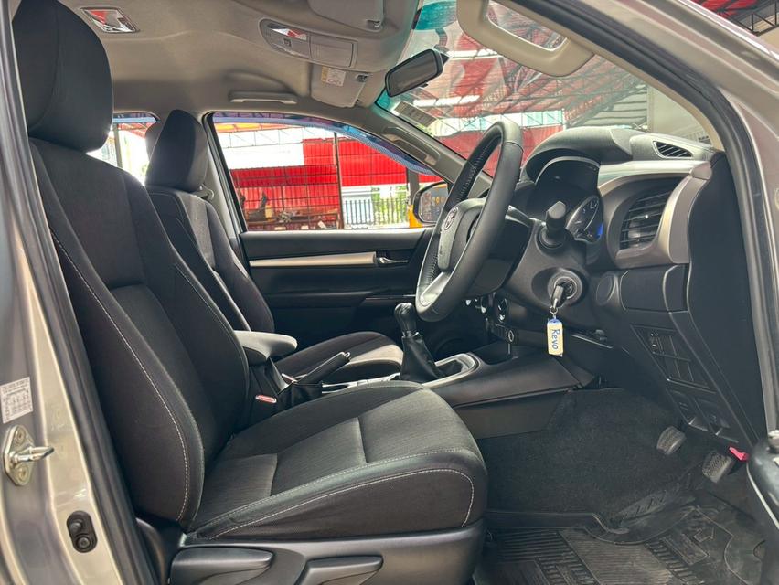 TOYOTA REVO 2.4 E 4x4 Diff-Lock PRERUNNER DOUBLECAB ปี 2020  9