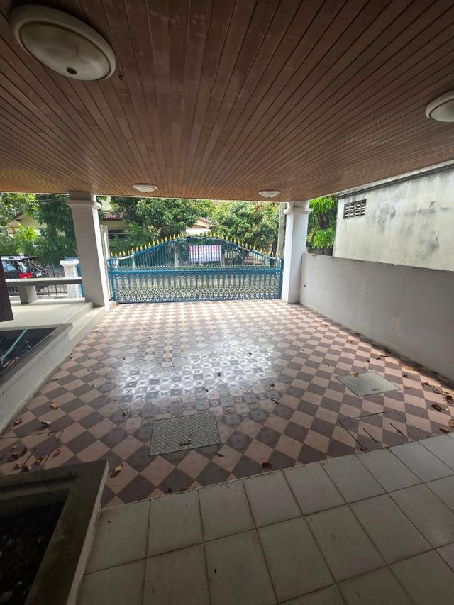 ขายบ้านเดี่ยว 2 ชั้น บ้านชัยพฤกษ์ บางบอน 82 ตร.ว. แปลงมุม เฟอร์นิเจอร์ built in ใกล้ถนนกาญจนาภิเษก  3