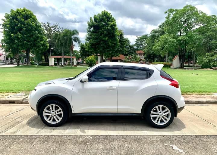 Nissan Juke ปี 2015 สีขาวสวย 2