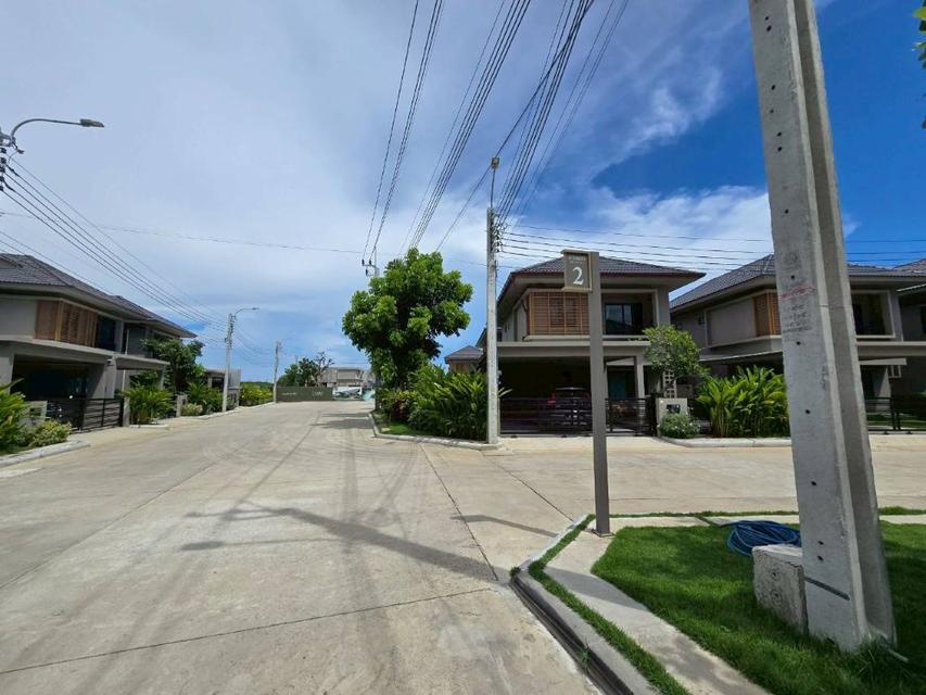 ขายบ้านเดี่ยว 2 ชั้น COMO BOTANICA II บ้านเลขที่มงคล 333/14 เฟอร์ครบ หิ้วกระเป๋าเข้าอยู่ได้เลย ทำเลดี ใกล้ MEGA บางนา เพียง 5 นาที 10