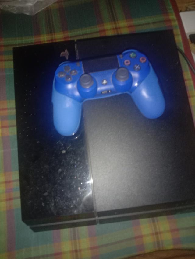 PS4  FAT