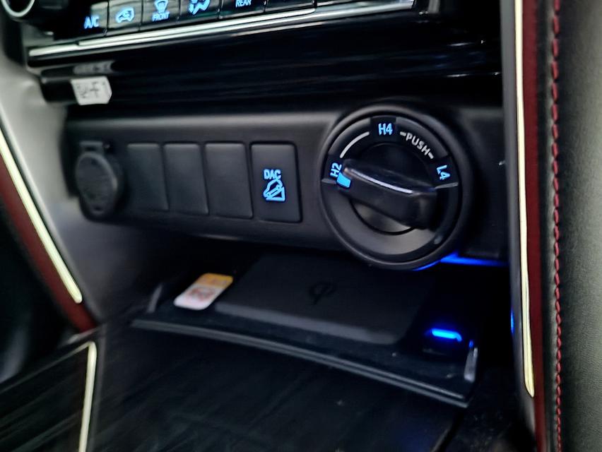 FORTUNER LEGENDER 2.4 V 4WD ปี 2021 ✅ ฟรีค่าจัด-ค่าโอน ✅ ฟรีประกันภัย ✅ ฟรี พรบ 10