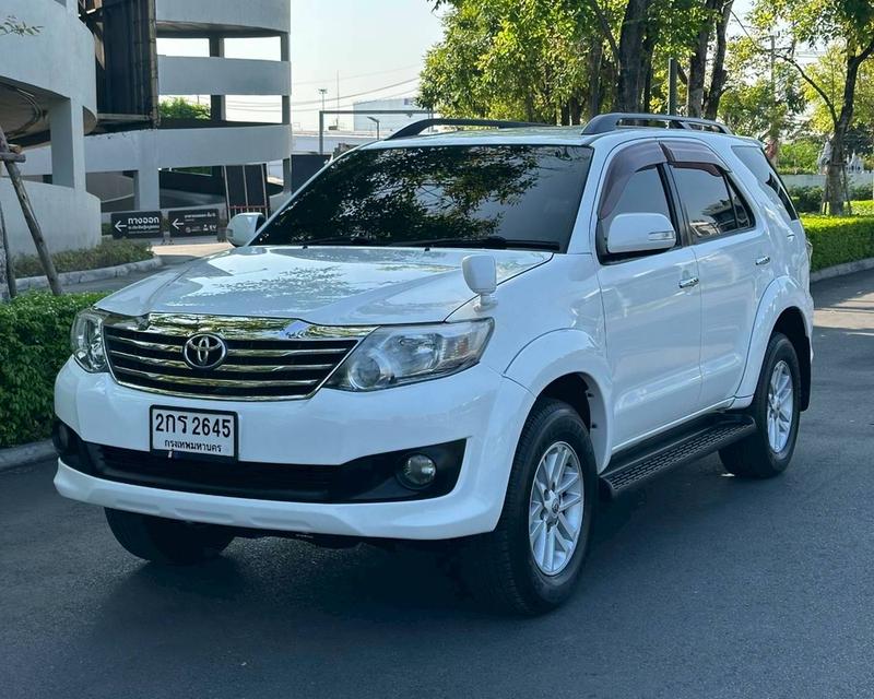 Toyota Fortuner 2.7 V เบนซิน+LPG ปี 2013