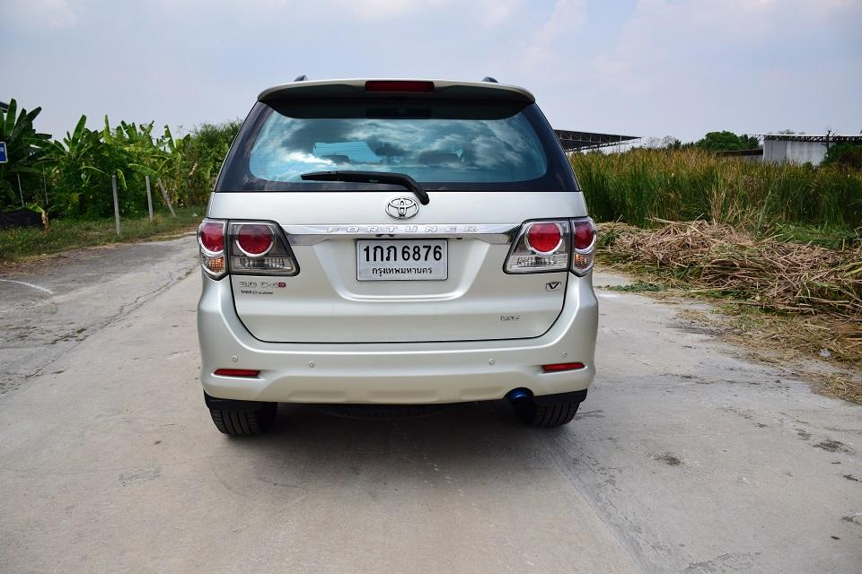 ฟรีดาวน์ แค่ช่วงล่างก็คุ้มแล้ว ปี13 FORTURNER 3.0Vหน้าแชมป์-VN ดีเซลTURBO ออโต้ เบาะหนังไฟฟ้า แอร์จอ รีโมท เมาติฟังชั่นส์ แม็กยางมิชลิน โทร0957401229 รูปที่ 14