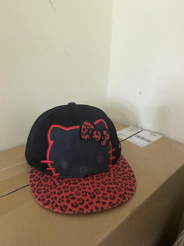 หมวกคิตตี้สุดคิ้วววว