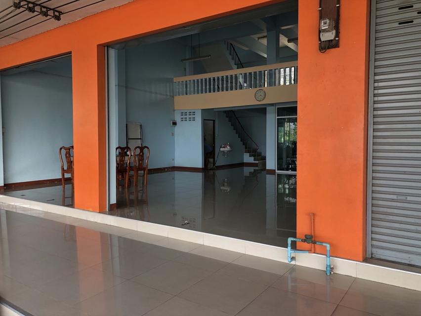 ตึกแถว  3.5 ชั้น 2 คูหา ( 4 ห้อง ) 4