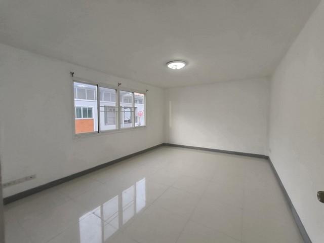 ให้เช่าโฮมออฟฟิต 3 ชั้น พท.ใช้สอย200 ตรม.4 ห้องนอน 4 ห้องน้ำ ซ.สังคมสงเคราะห์ 7 จดทะเบียนบริษัทได้ 4