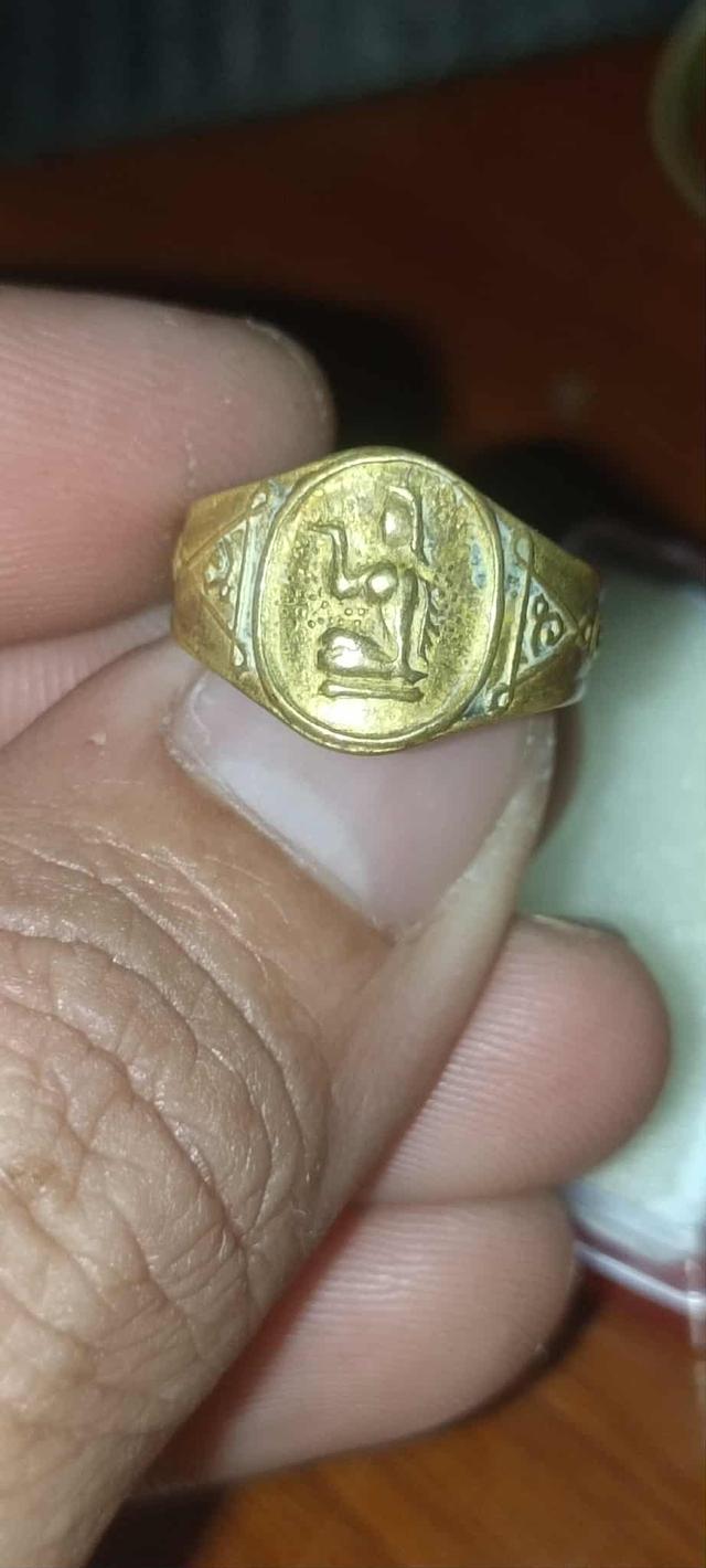 แหวนหลวงพ่อกวย