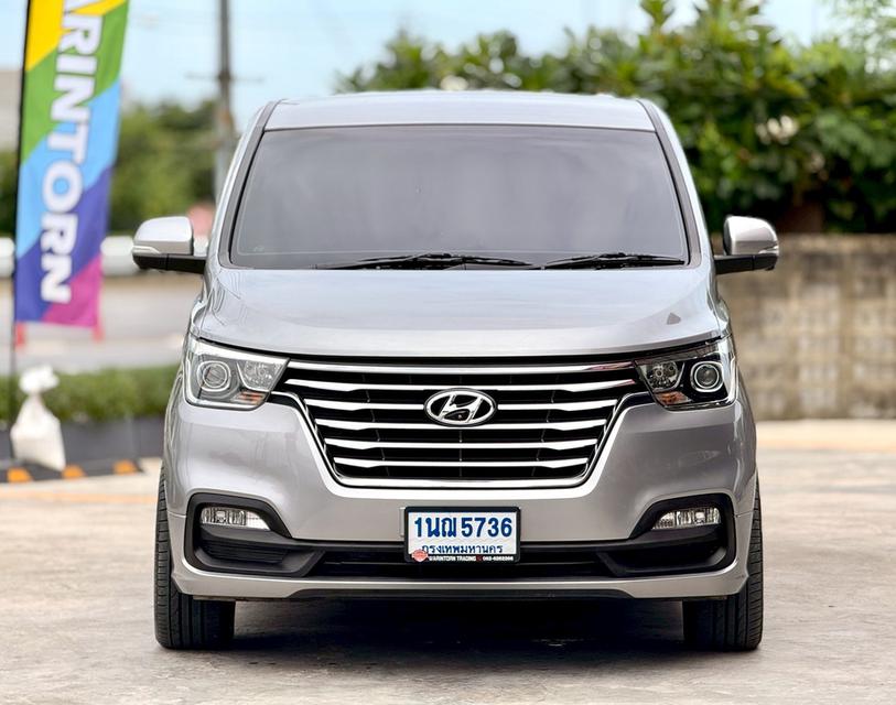 ขาย Hyundai H1 2.5Deluxe ปี18
