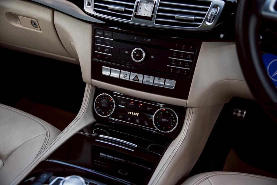 รหัสรถ CBL4262 Mercedes-Benz CLS250 AMG CDI Coupe W218 AT 2015 19