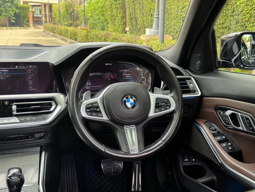 ขาย BMW 330e M-sport G20 2022 สีดำ ราคาถูก มี BSI วารันตีเหลือ รูปที่ 8