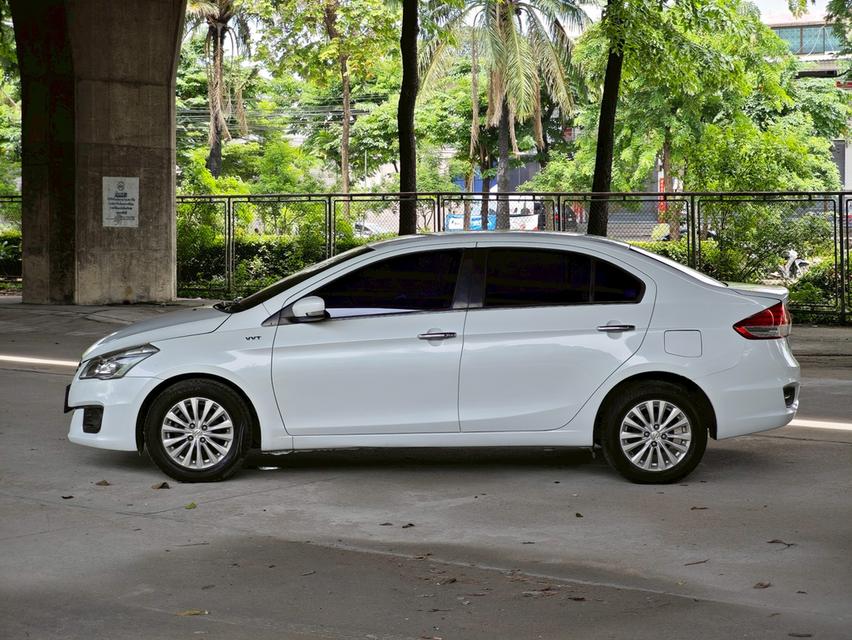 ขายรถ Suzuki Ciaz 1.25GLX ปี 2017 สีขาว เกียร์ออโต้ 7
