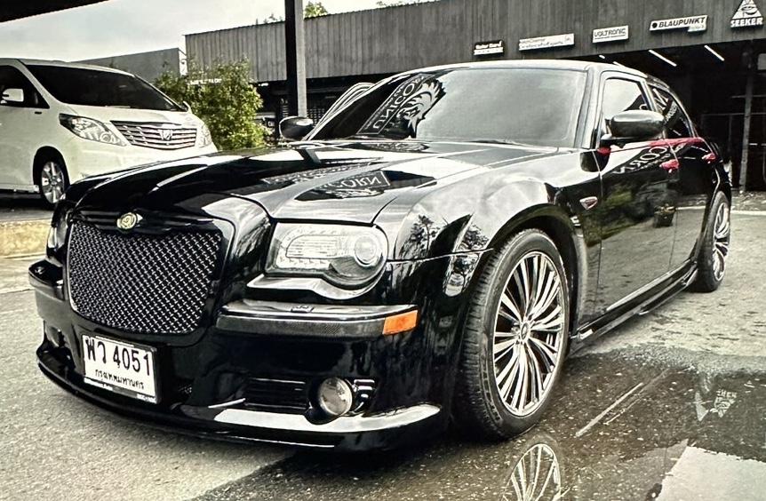 รถยนต์ CHRYSLER 300C 2