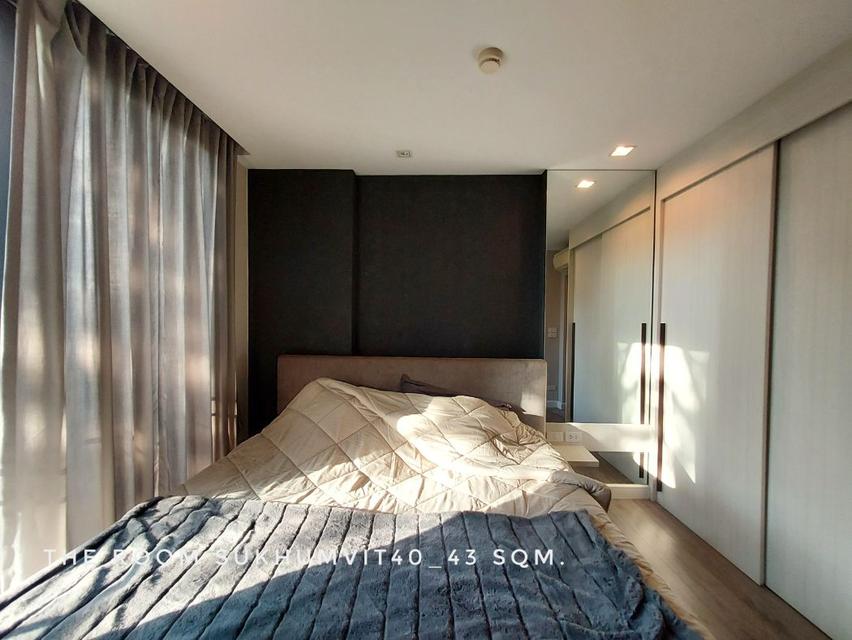 ให้เช่า คอนโด 1 bedroom in a very good locationTHE ROOM สุขุมวิท 40 43 ตรม. close to BTS Ekkamai Thonglor Sukhumvit and  5