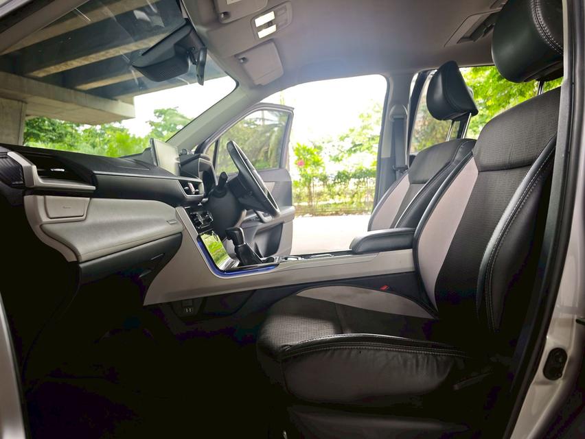 2024 Toyota Veloz 1.5 Smart AT 1361 7ที่นั่ง มือเดียว สวยพร้อมใช้ ไมล์31,xxxกม รูปที่ 8