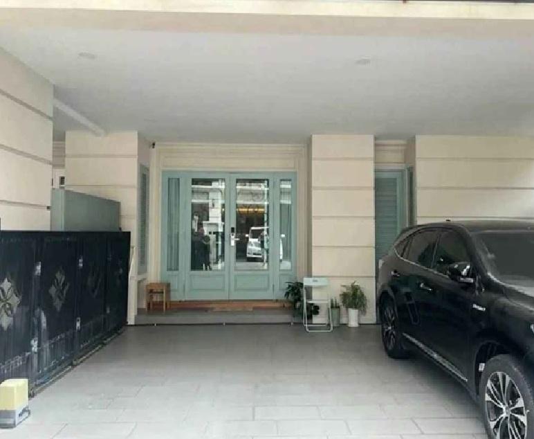 ให้เช่าทาวน์โฮม 4 ชั้น โครงการ เดอะ เลเจ้นท์ สาทร-นราธิวาส The Legend Sathorn-Naradhiwas 12