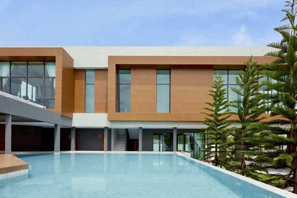 เปิดบ้านเดี่ยว 2 ชั้น สไตล์ English Modern Cottage สุดหรู ย่านบางนา คลิกเลย! 9