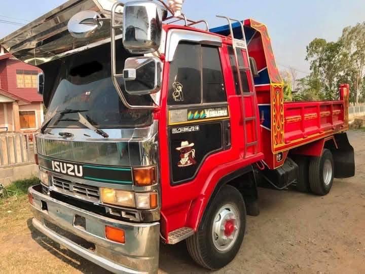 Isuzu Rocky 195 Hp ปี 1997 สีแดงสวย 2