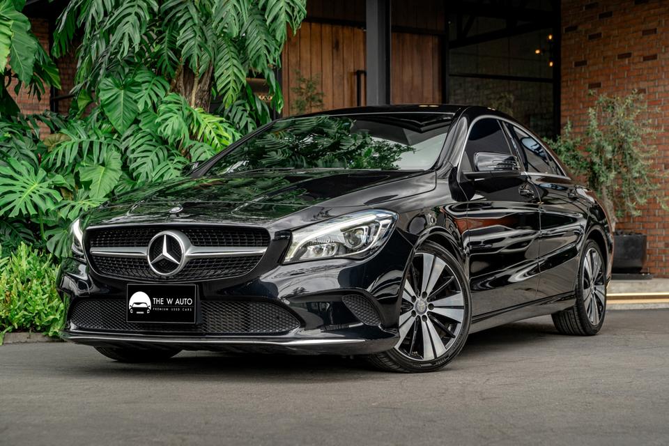 Mercedes-Benz CLA200 Urban Facelift ปี 2017📌𝐂𝐋𝐀𝟐𝟎𝟎 เข้าใหม่! โฉม 𝐅𝐚𝐜𝐞𝐥𝐢𝐟𝐭 วิ่งน้อย 7 หมื่นกิโล!⚡️